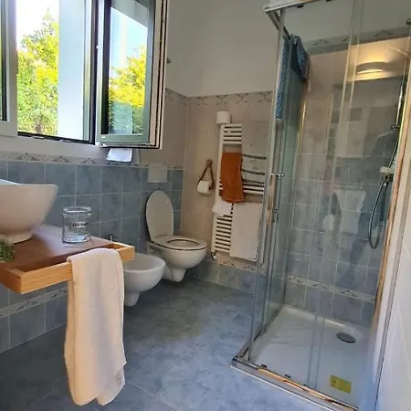 Casa de Férias I Laghee Casette Breva E Tivano -garden-parking-lake View - Bike Friendly House Colico