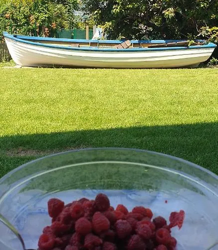 Dom wakacyjny I Laghee Casette Breva E Tivano Lakeside Garden Bike&boat&scooter *